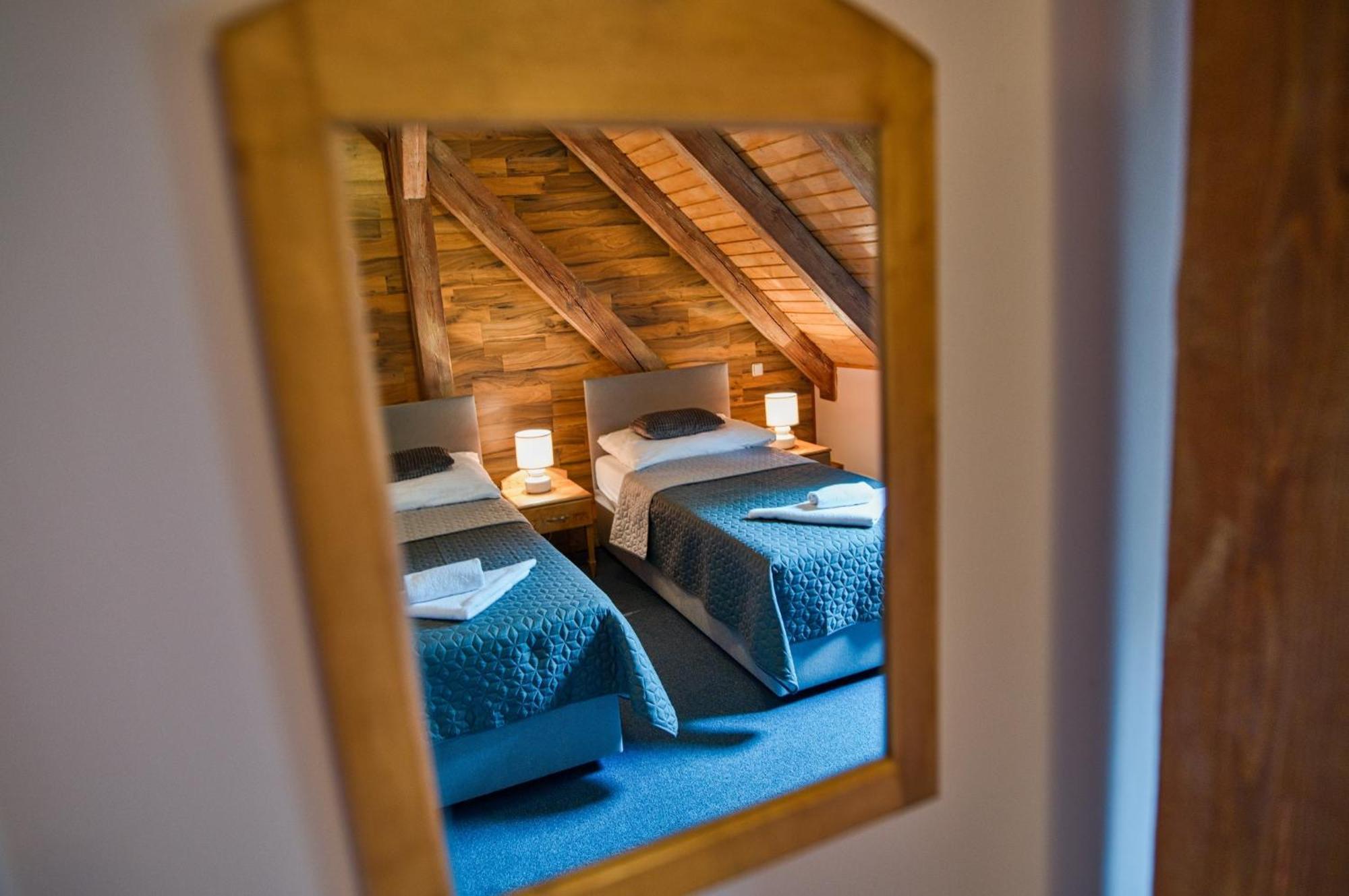 Hotel U Lipy Krusovice Εξωτερικό φωτογραφία