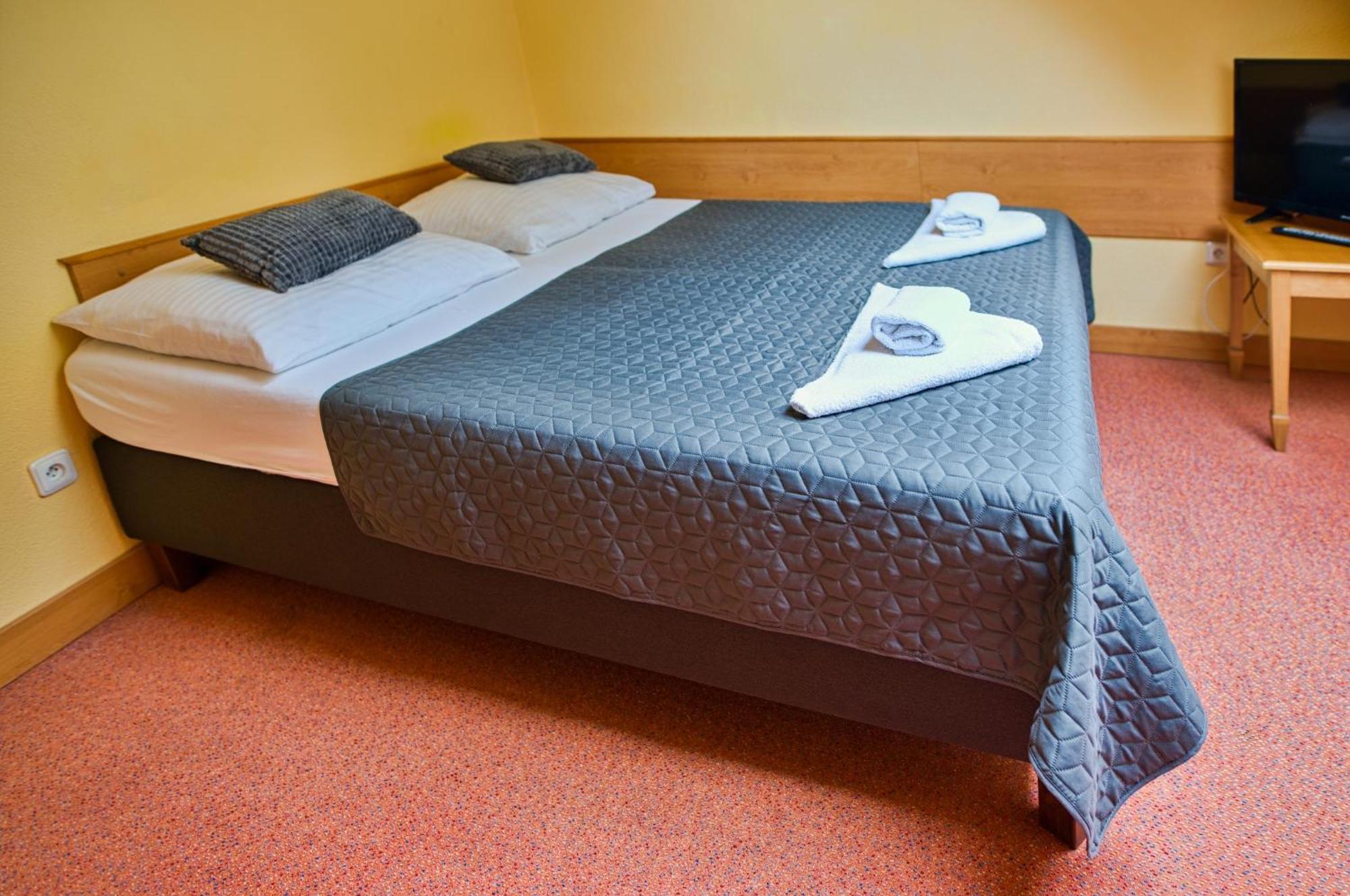Hotel U Lipy Krusovice Εξωτερικό φωτογραφία