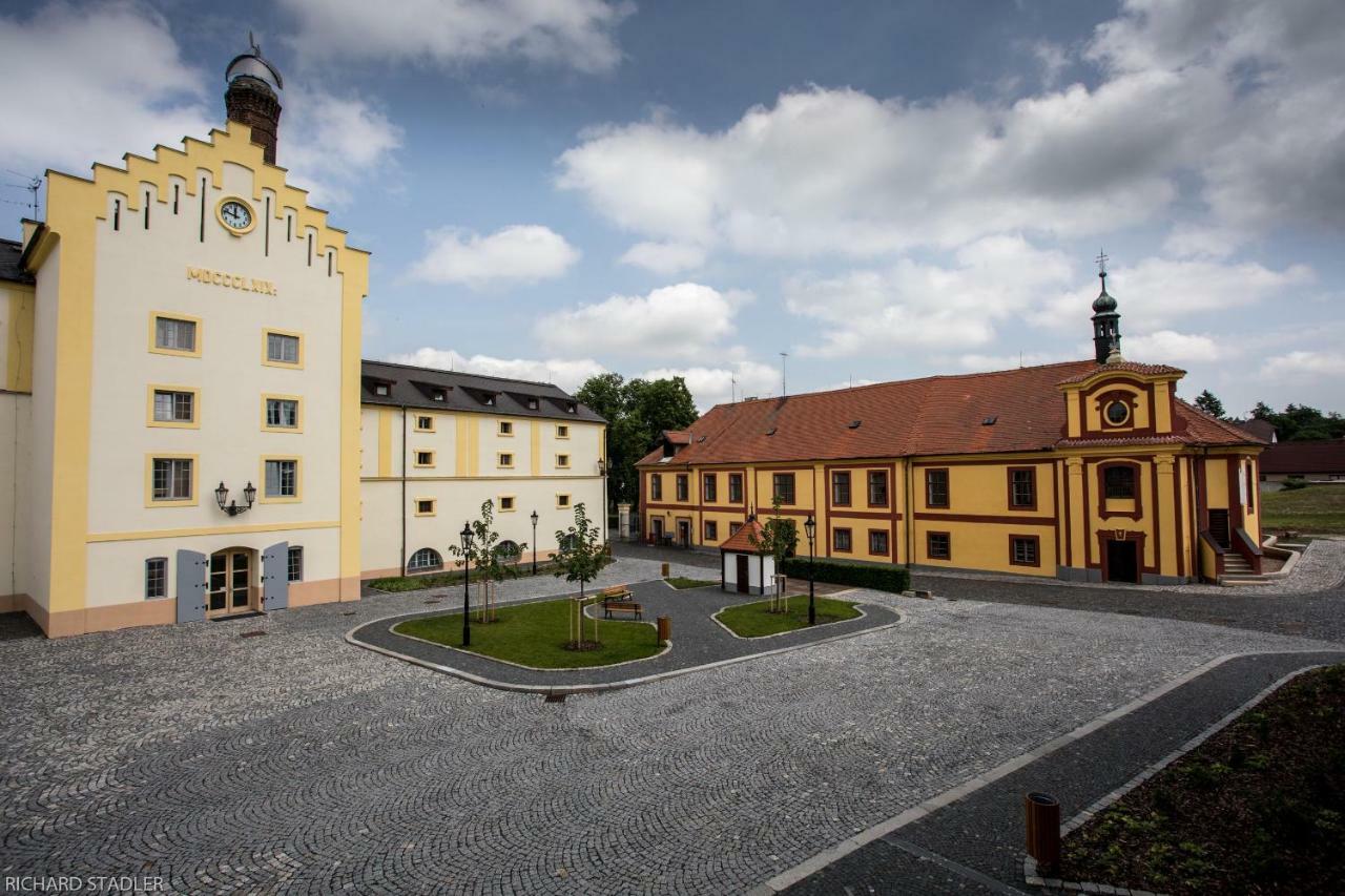 Hotel U Lipy Krusovice Εξωτερικό φωτογραφία